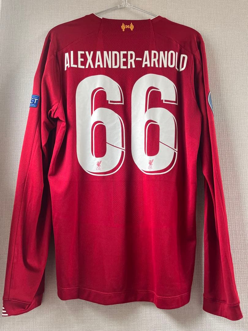 現地購入品　トレント・アレクサンダー＝アーノルド　ユニフォーム