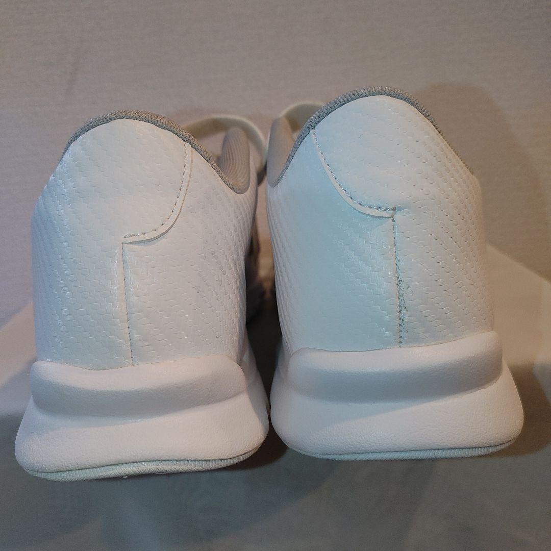 アンダーアーマー　トレーニングシューズ 野球　29.0センチ　ホワイト　高校野球