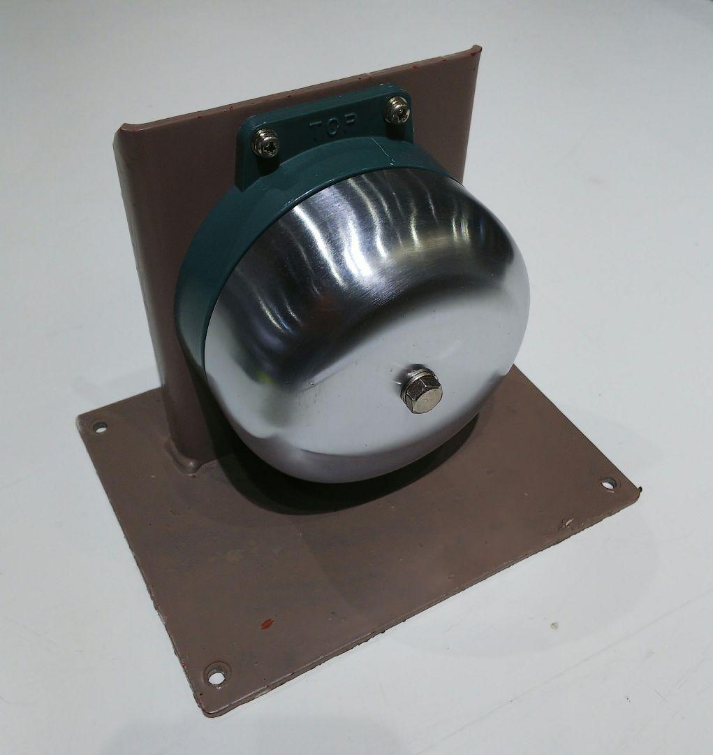 最終値下げ！！　運転機器「EF66用現示ベル(ステイ付随)」