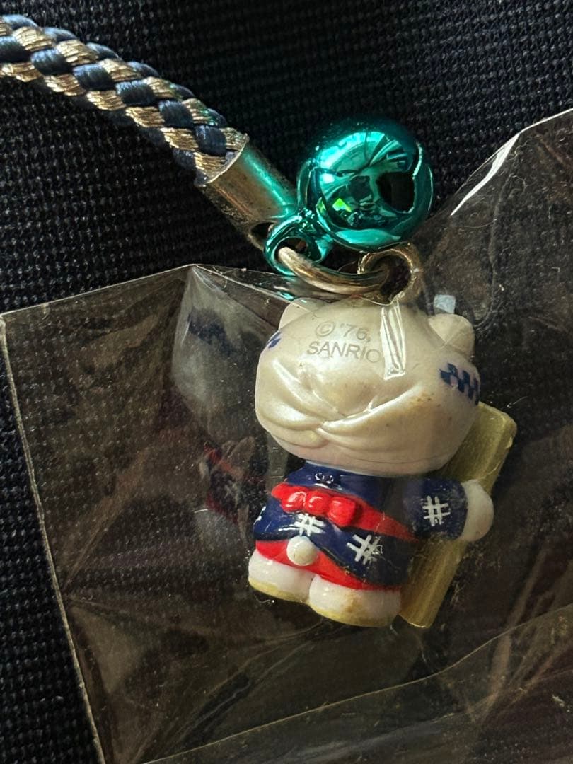 草津温泉ご当地限定　ハローキティ