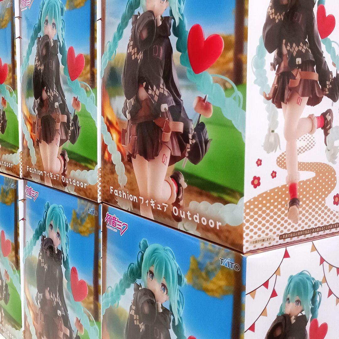 初音ミク フィギュア Fashion Outdoor 初音ミク×チロルチョコ