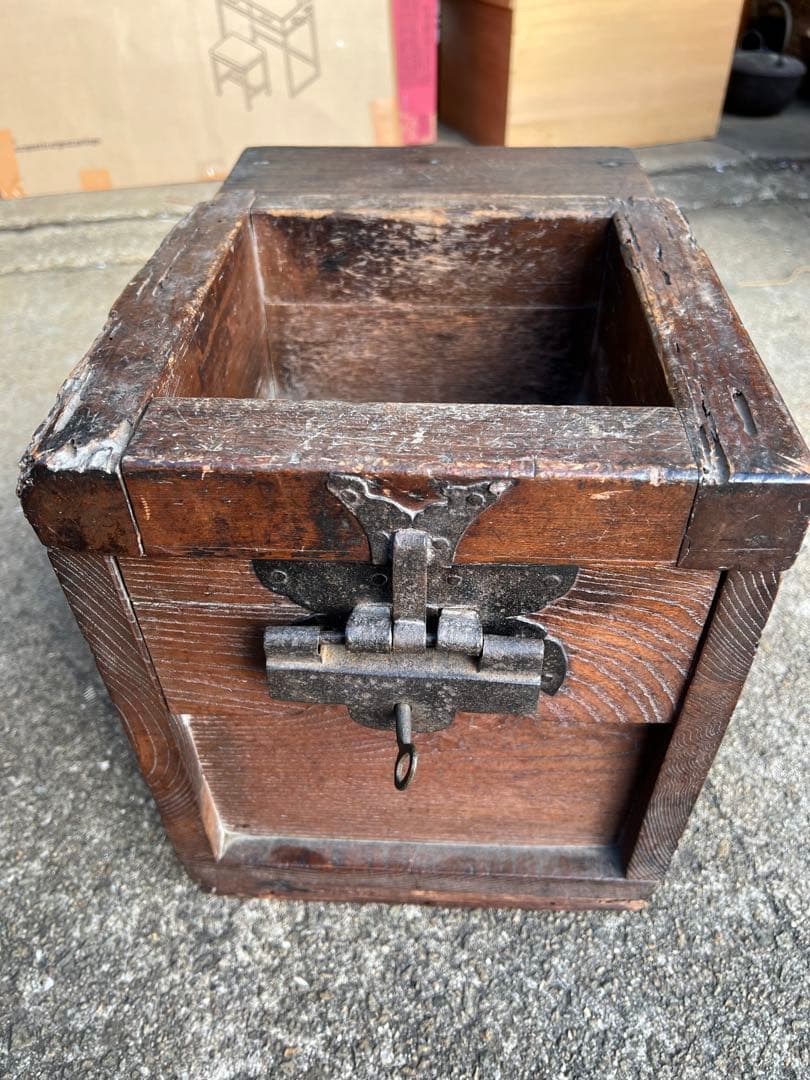 【希少・時代物】銭箱 鍵付き　骨董 古道具 アンティーク