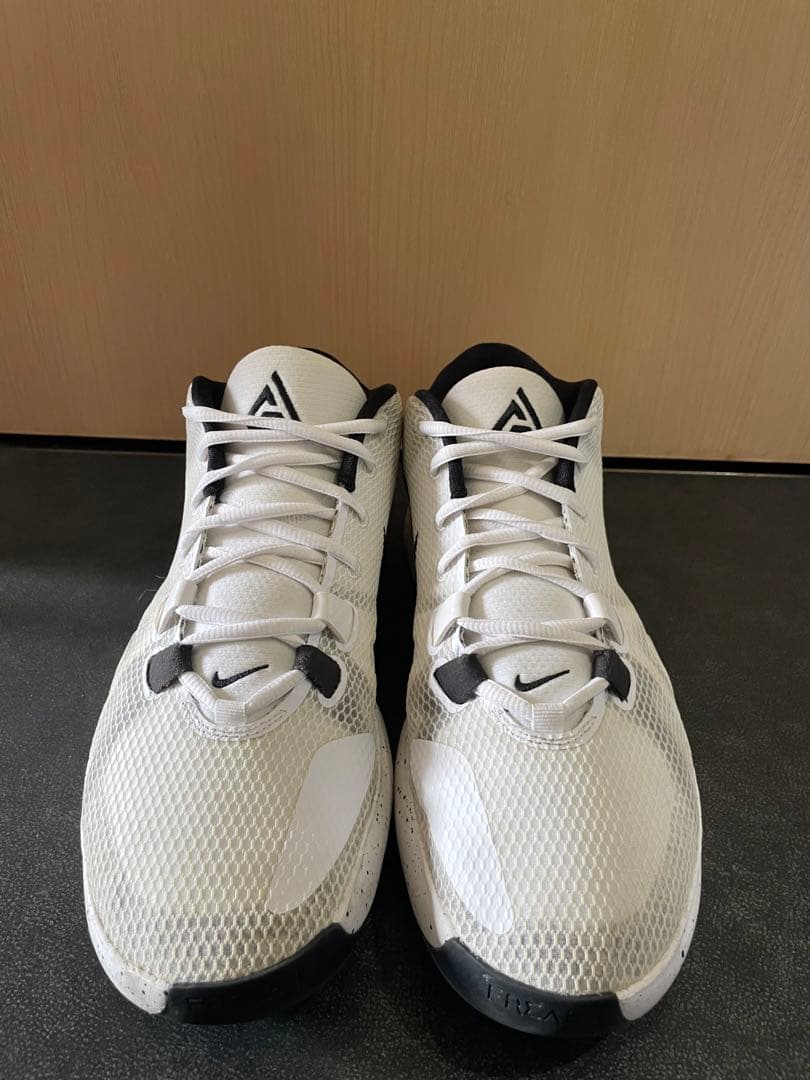 シューズ(男性用) NIKE zoom freak1