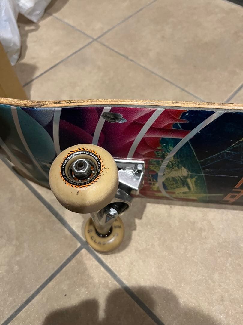 primitive スケボー