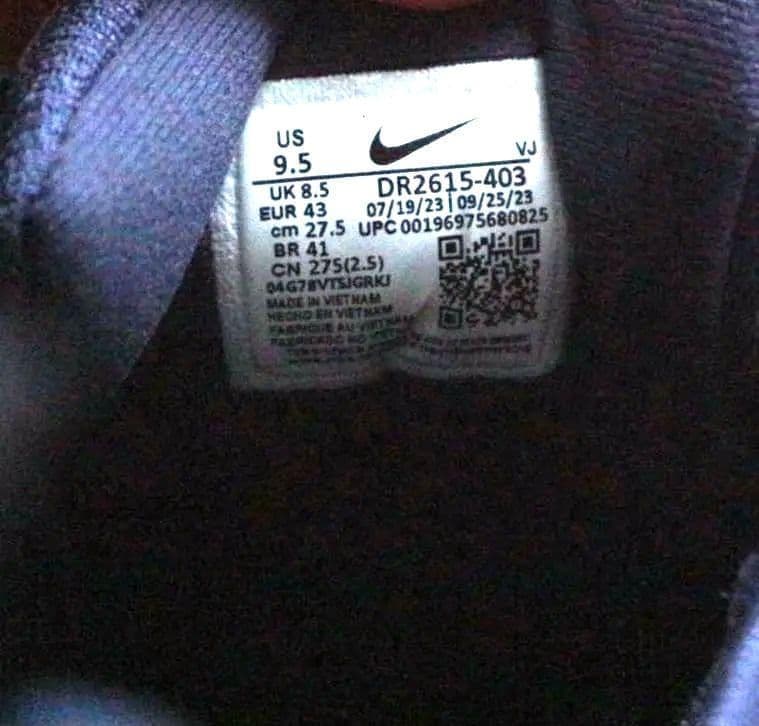 美品ナイキ 27.5cm インヴィンシブル3 厚底 ランニングシューズ マラソン