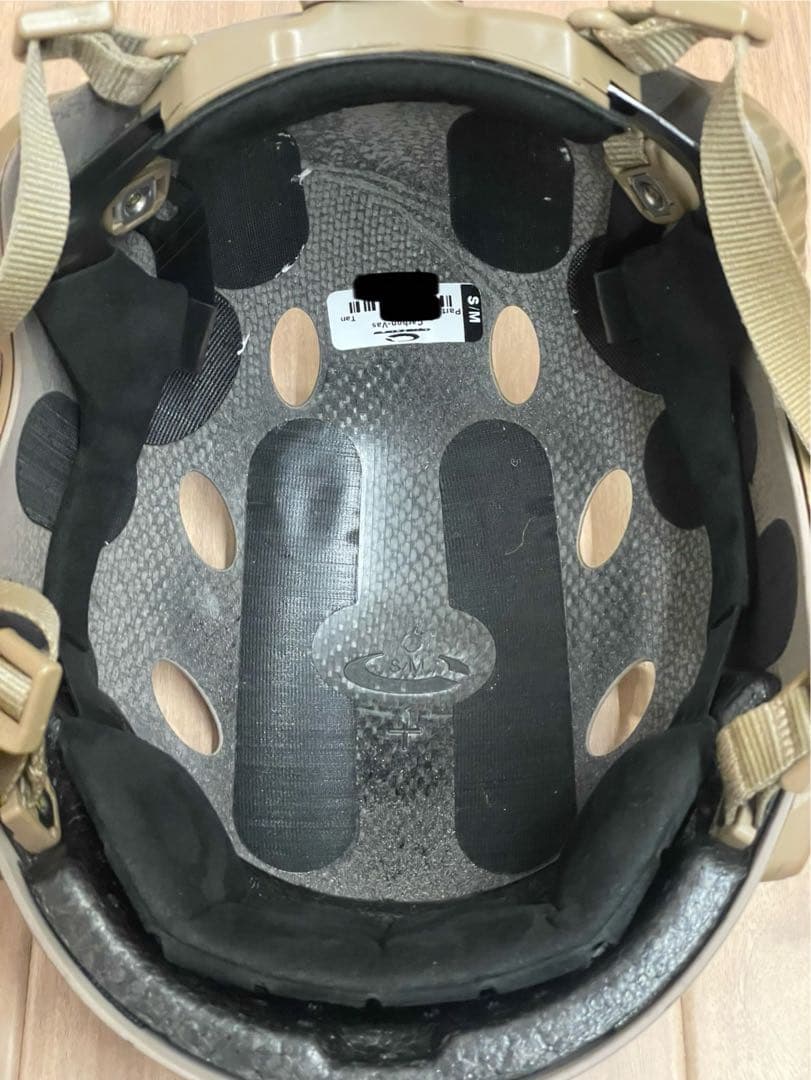 実物　オプスコア　カーボン　ヘルメット