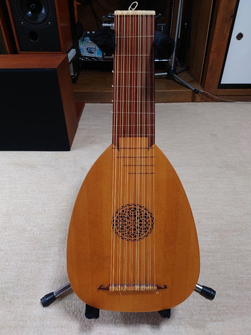 リュート 8コース15弦