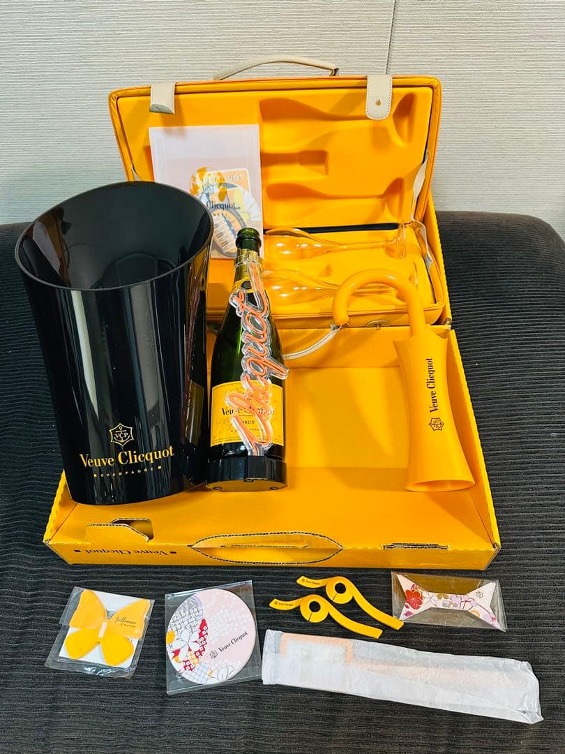 特選ヴーヴクリコグッズ10点盛り合わせ