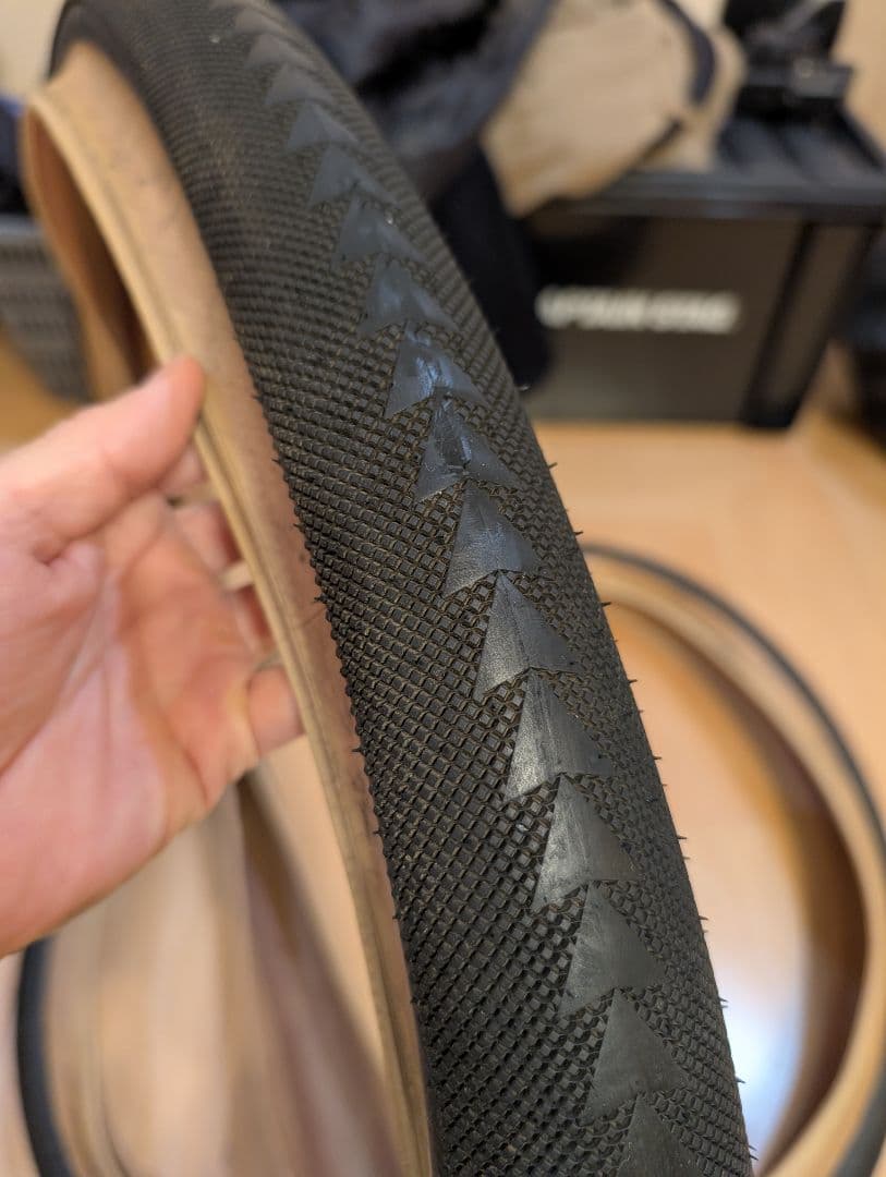 ULTRADYNAMICO CAVA 26\"x2.1\" 2本セット