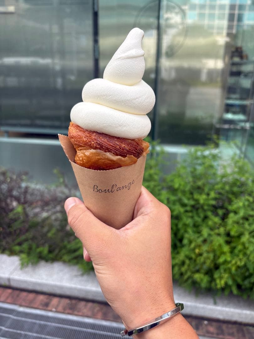 TWICEミナ　直筆サイン入りチェキ