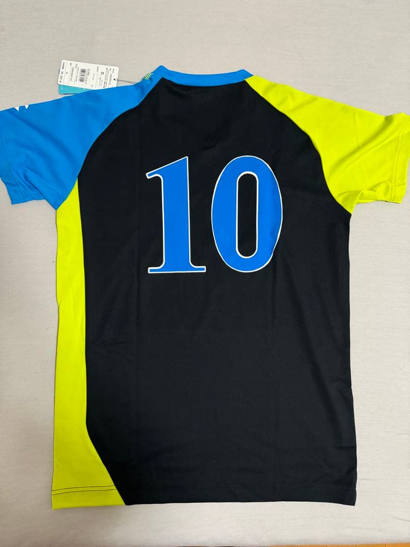 バレーボールユニフォーム  上×10枚  短パン×8枚