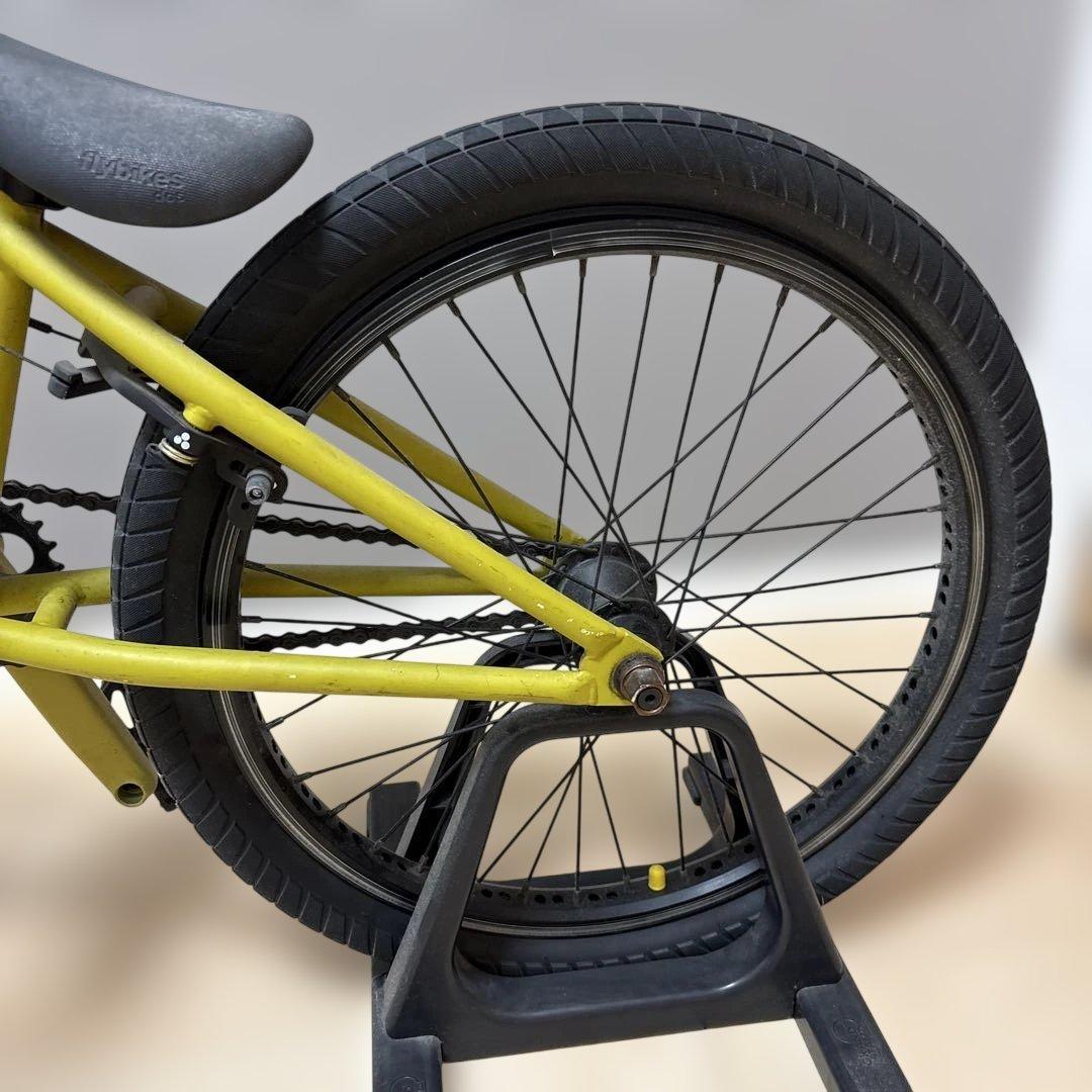 BMX フライバイク fly bikes イエロー ニュートロン　本体