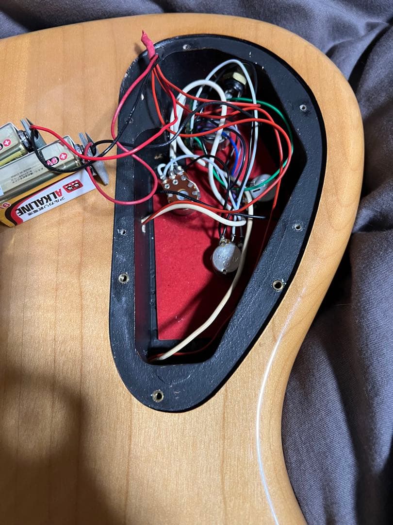 限定生産モデル　Bacchus BOB-1100 BM　バッカス　５弦ベース