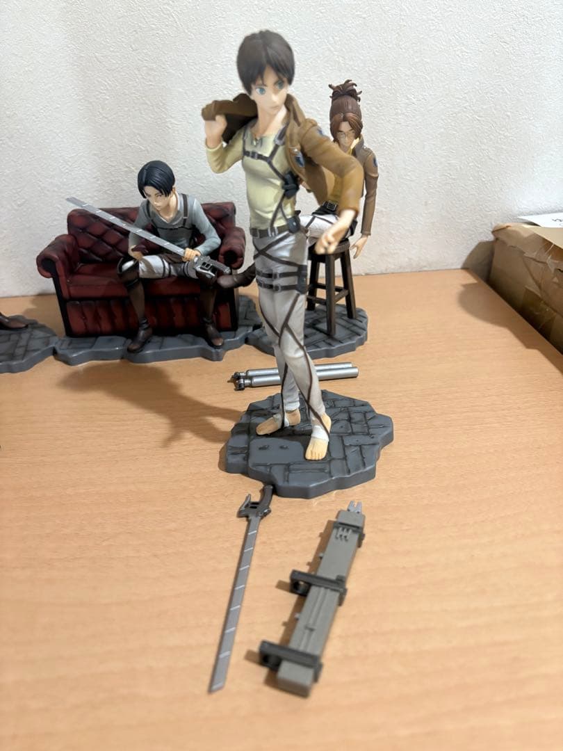 一番くじ 進撃の巨人 自由への進撃 エレン リヴァイ ハンジ ミケ ミカサ 5種