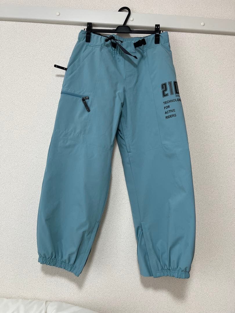 極美品◆NIMA レディーススノボーウェア S 上下