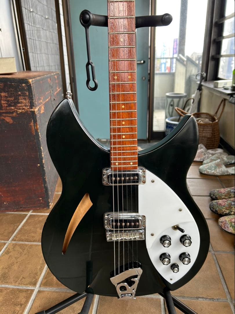 ギター Rickenbacker 330 Jetglo