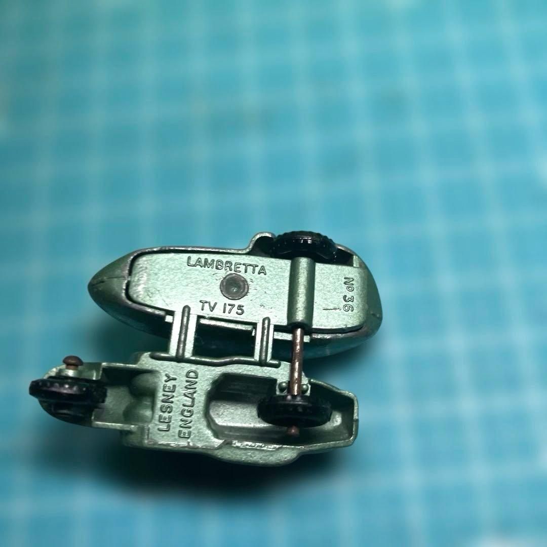 MATCHBOX レズニー スクーター No.36ランブレッター・サイドカー