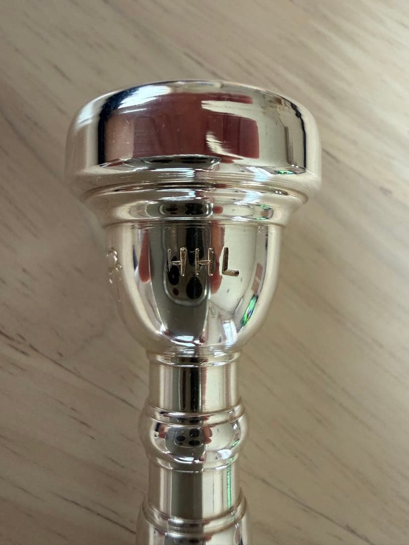 アトリエ・トシ　ホーカンハーデンベルガーモデル