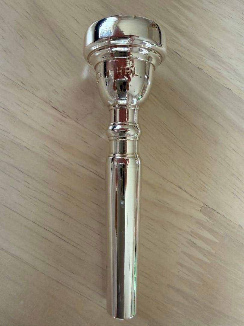 アトリエ・トシ　ホーカンハーデンベルガーモデル