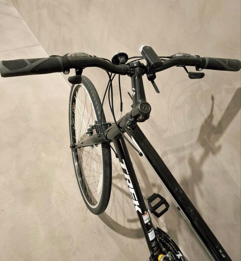 ※ 千葉市　引き取り限定 　Trek クロスバイク ブラック　美品
