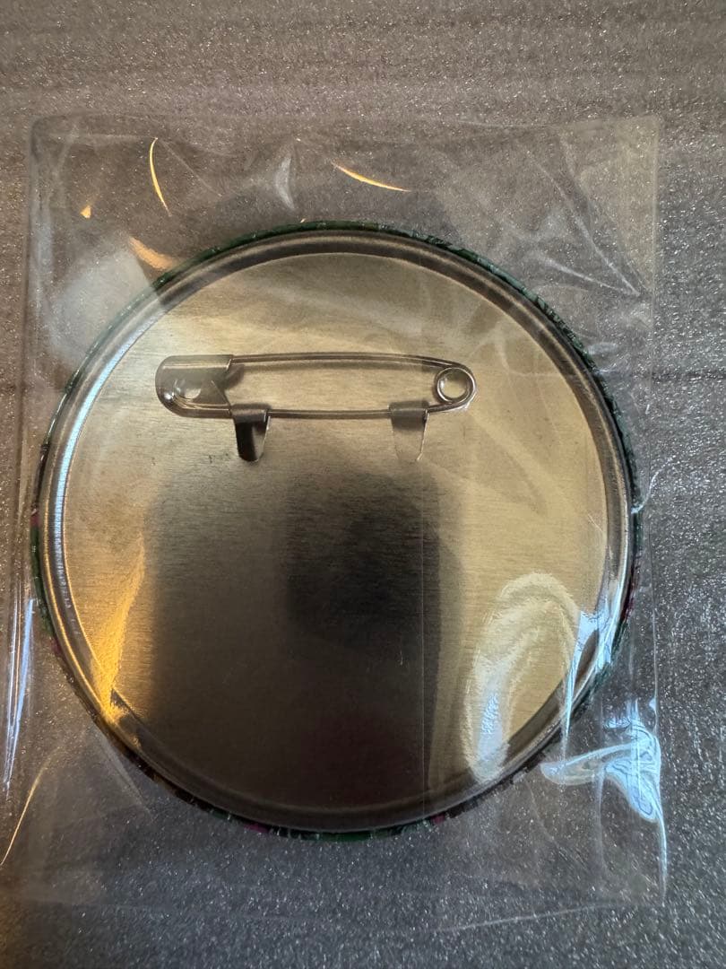 ［美品希少］ジョジョの奇妙な冒険スターダストクルセイダース　缶バッジ 花京院典明