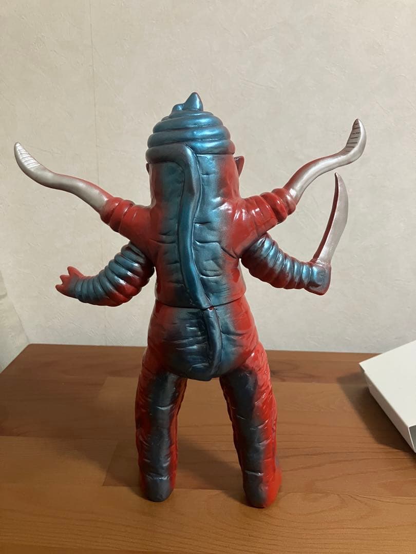 メディコムトイ　マーミット　テロリスト星人