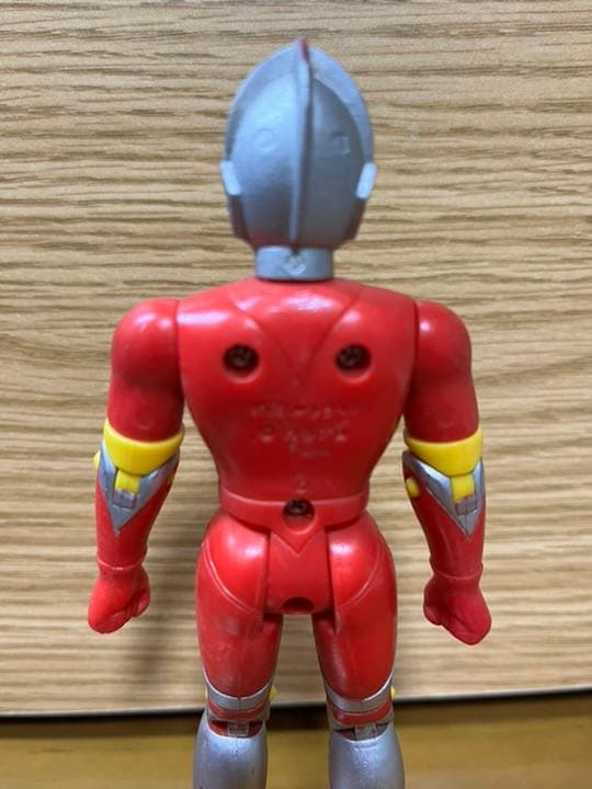 ウルトラマンジョーニアス　ザウルトラマン　フィギュア　ソフビ