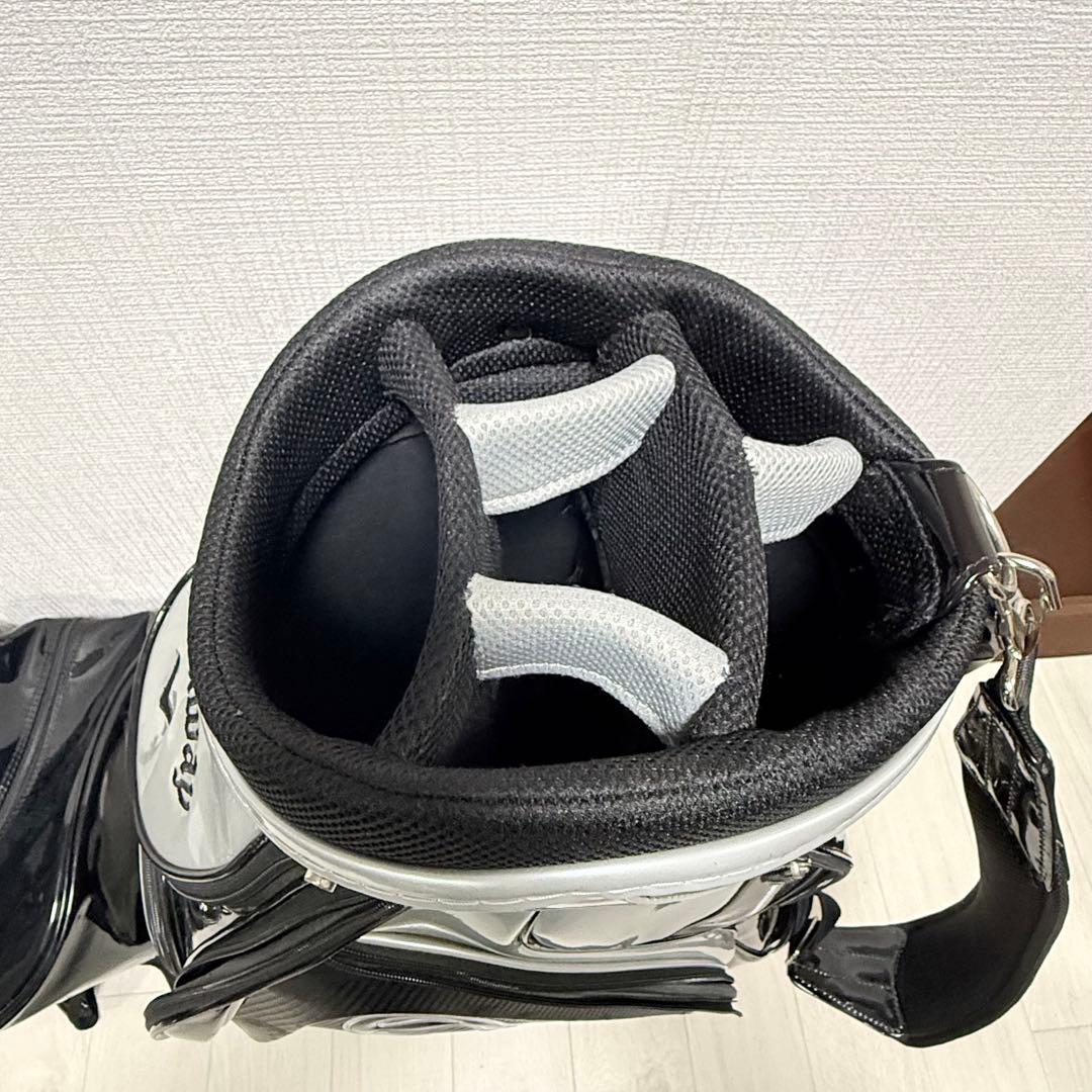 美品キャロウェイ　ド迫力大きめキャディバッグ　エナメル　9型　ブラック×シルバー