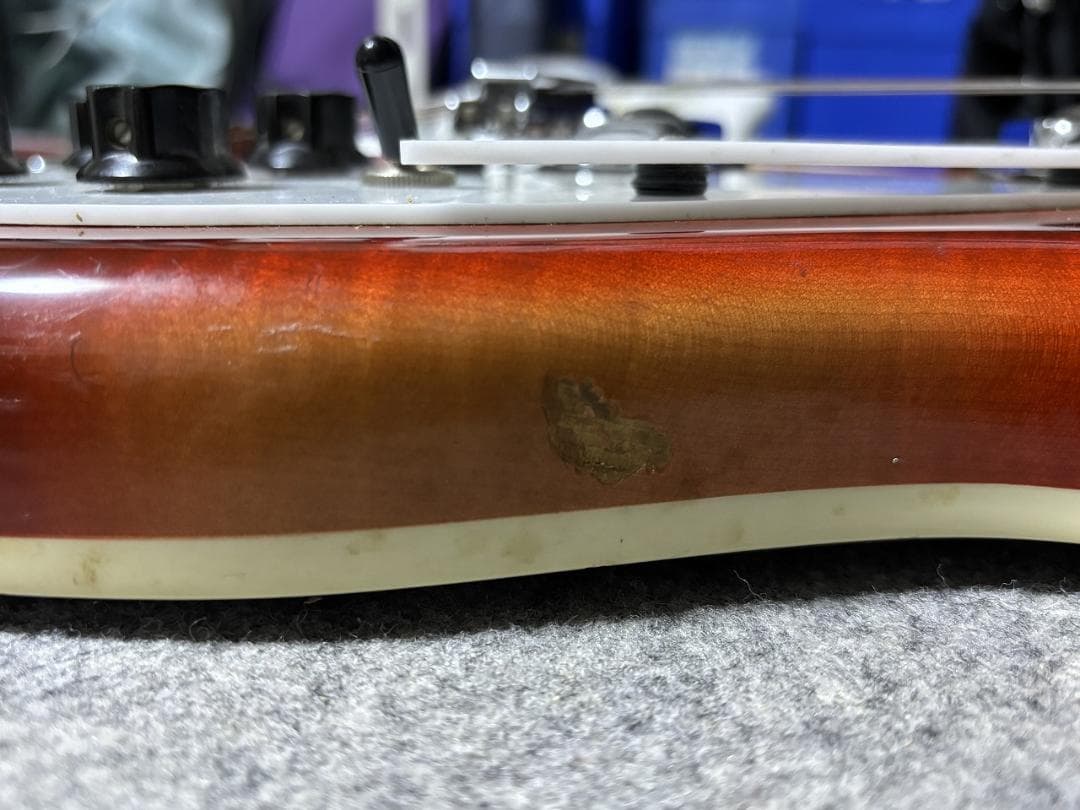 Rickenbacker 360 サンバースト1997年（純正ハードケース付き）