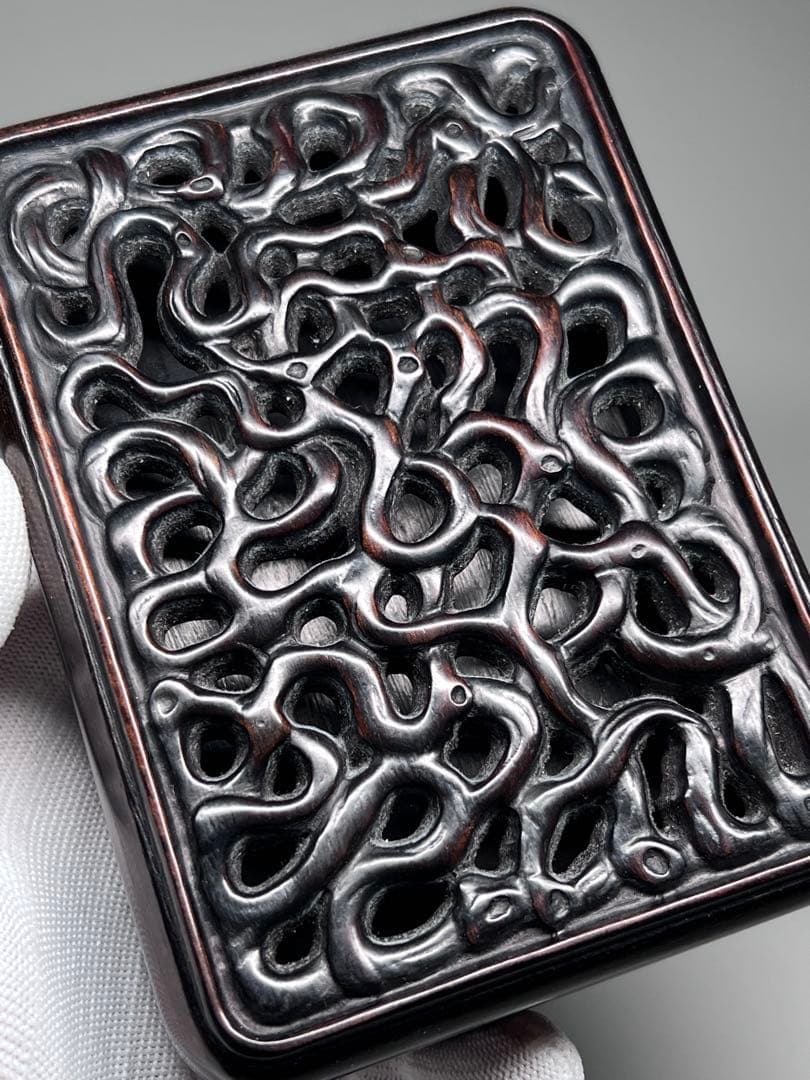 小物入れ　木製　透かし彫り　唐木紫檀　硯箱　古美術