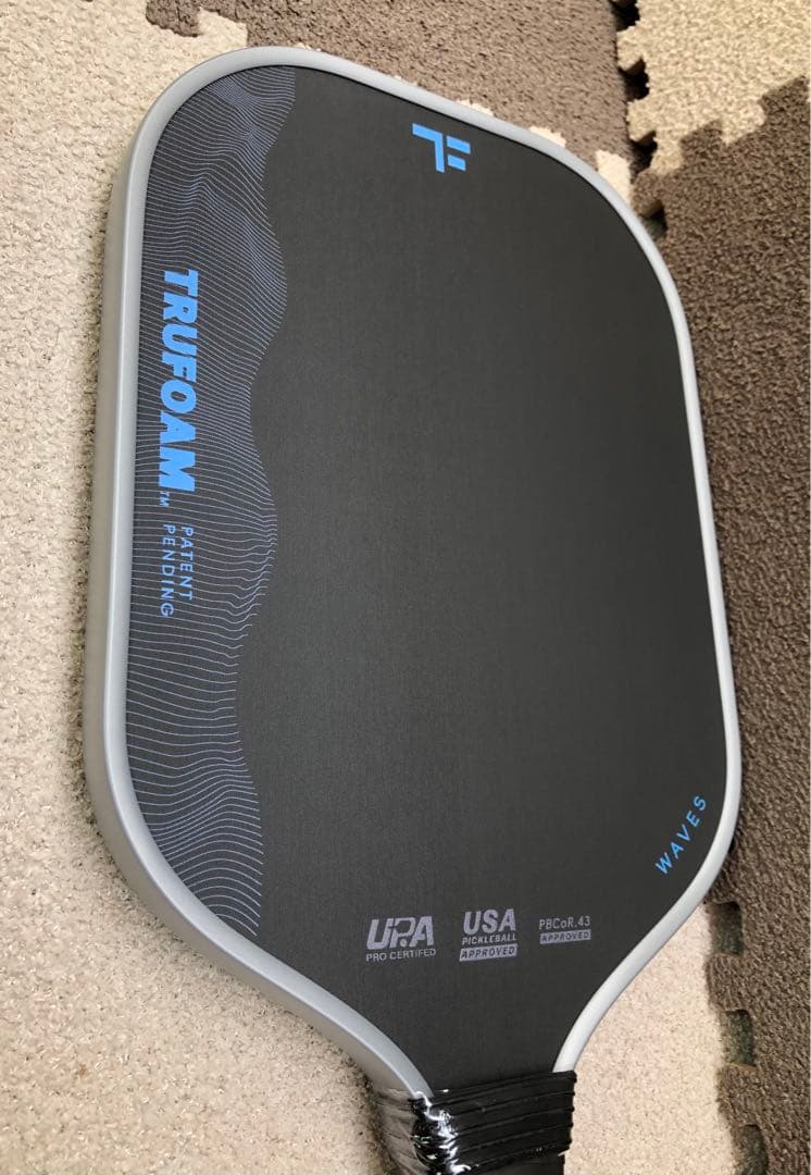 CRBN TruFoam TFW3 ピックルボールパドル