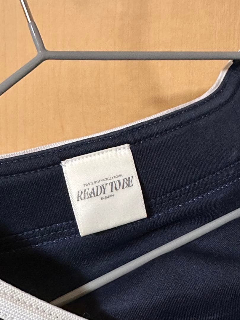 TWICE ユニフォームシャツ　ツウィ