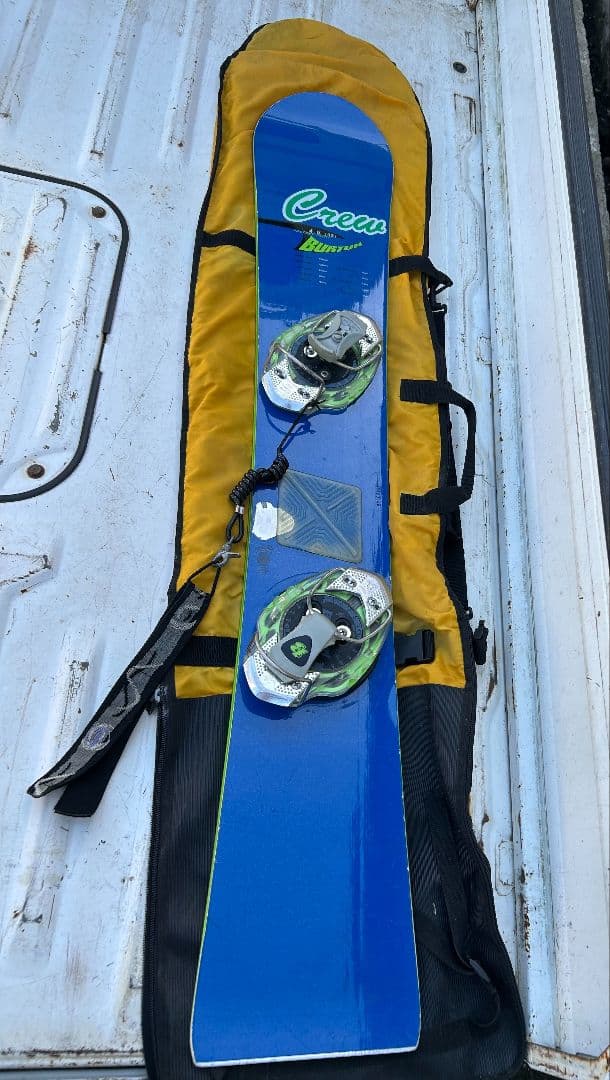 Burton Cressi スノーボードとバッグ