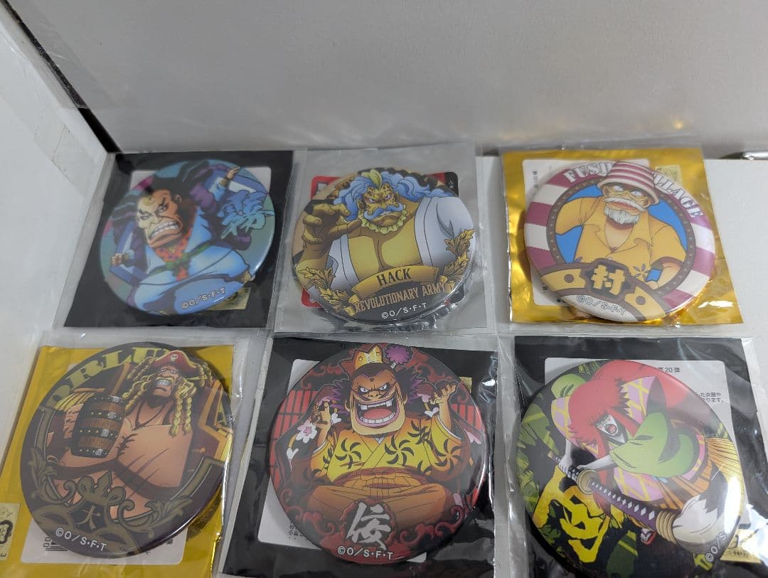 激レア　未開封　ワンピース　初期　缶バッジ　まとめ売り