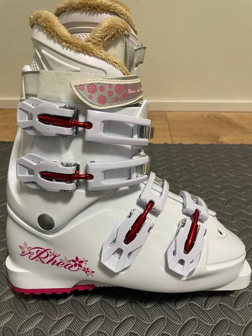 美品スキーブーツ　レディース用