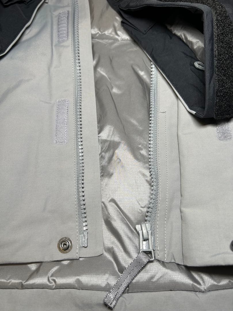 【美品】即完ユニクロ×平野歩夢モデルハイブリッドダウンスノーボードパーカ