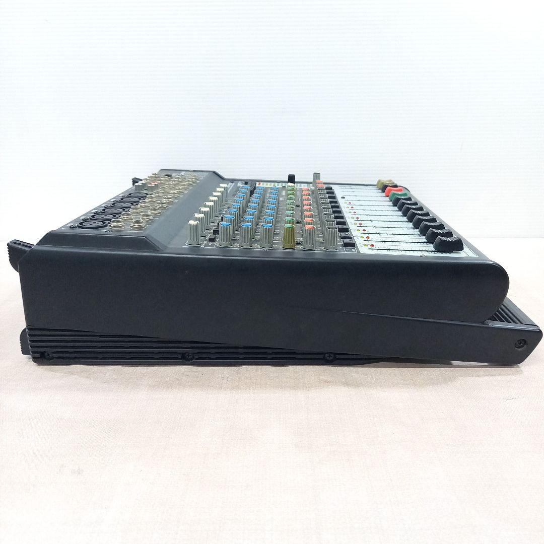 Behringer EUROPOWER PMP1000 パワードミキサー