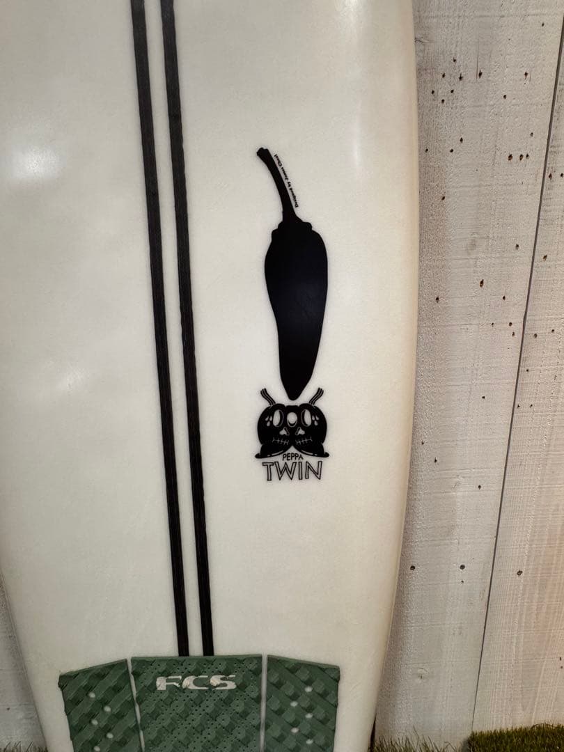 チリサーフボード　ペッパツイン　 EPS TWIN TECH 5'7