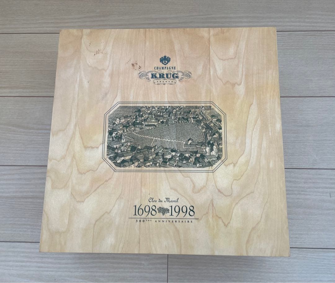 KRUG Clos du Mesnil 化粧箱（箱のみ、ワインなし）