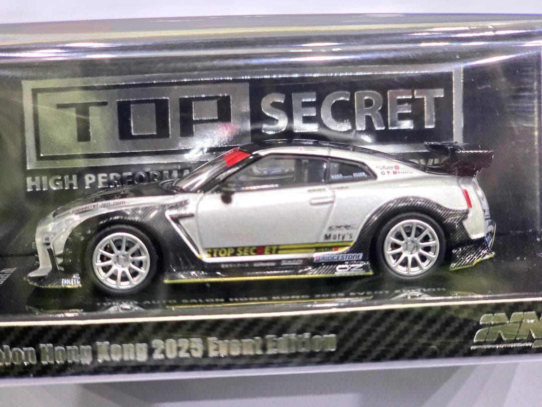 イノモデル 1/64 日産 スカイライン GT-R R35 トップシークレット