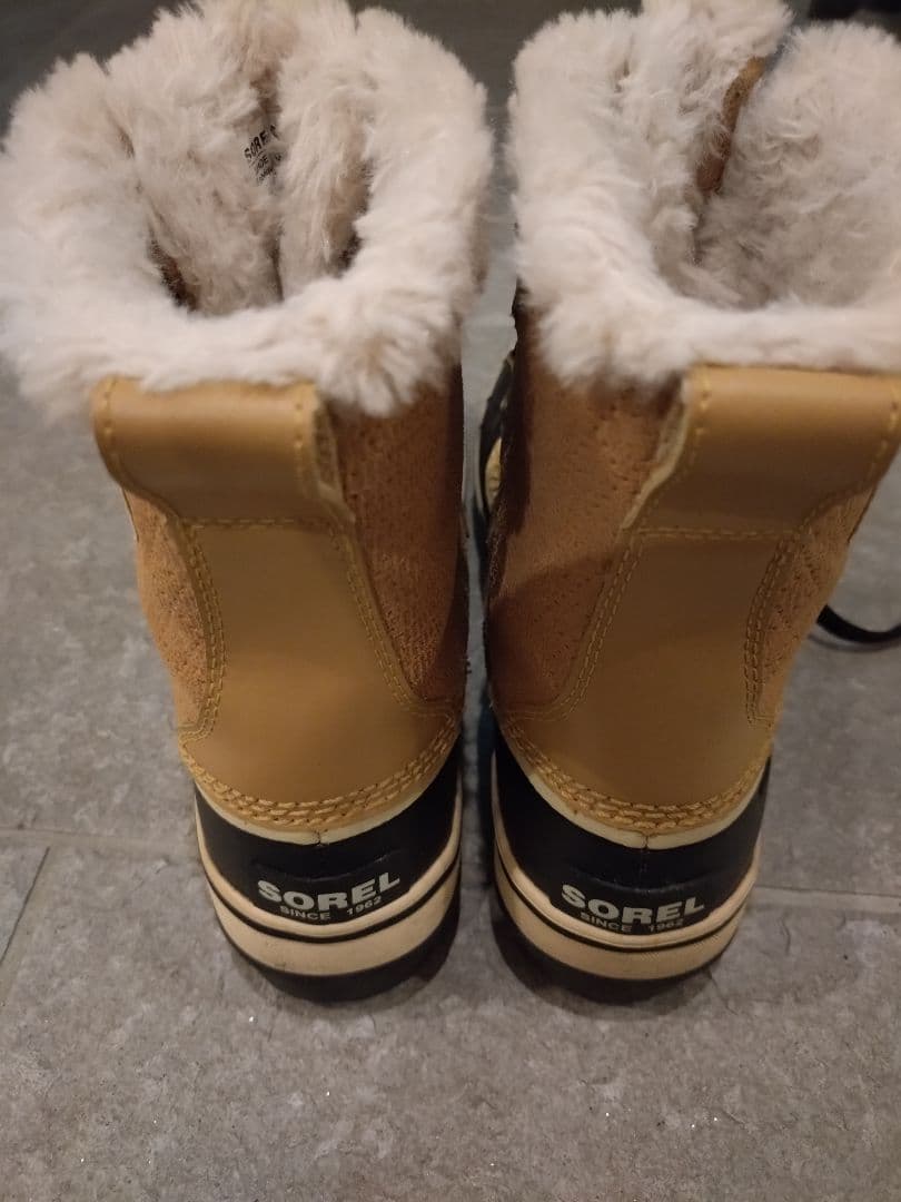【最終価格】【美品】SOREL 防水ブーツ ベージュ/ブラック