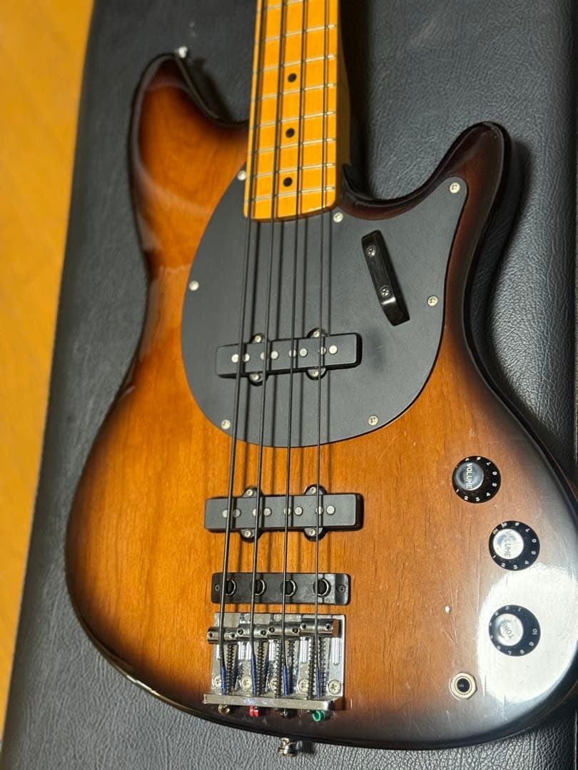 エレキベース　オリジナル　ショートスケール