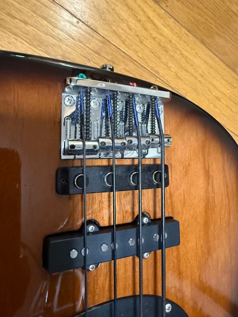 エレキベース　オリジナル　ショートスケール