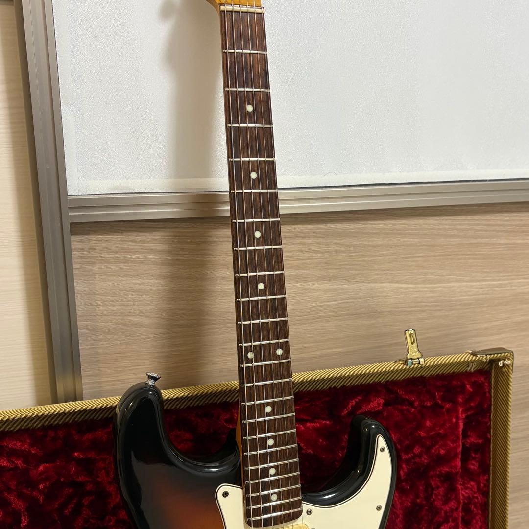 Edwards E-SE-98R/LT ストラトキャスタータイプ