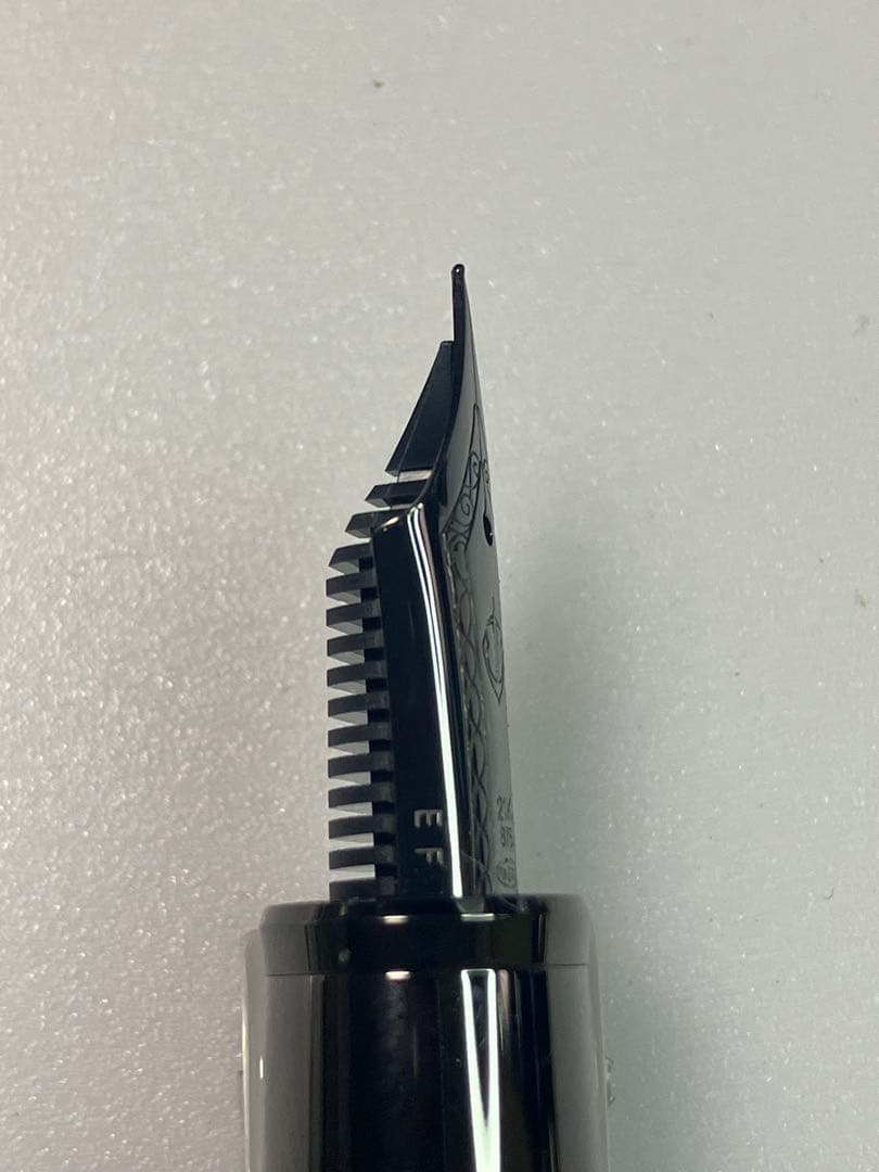 Sailor　セーラー　プロフィット　ブラックラスター　万年筆　EF