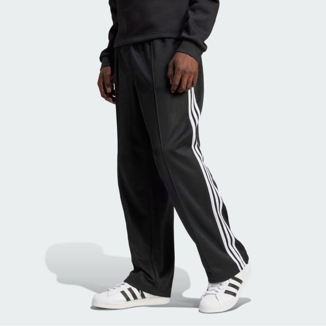 adidas アディカラーバギーフィットファイヤーバードトラックパンツ XS