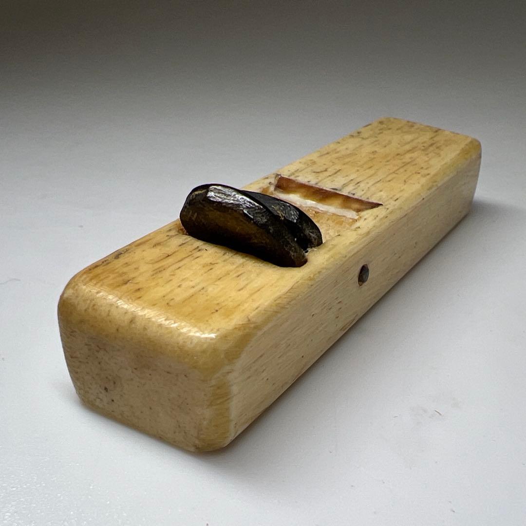 時代カンナ根付　18g 東Y8-0205☆2Fタサチ