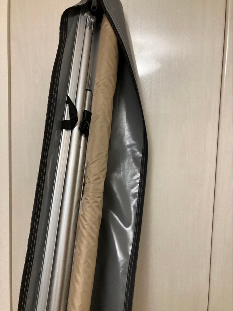 カーサイドタープ　約300cm x 約200cm