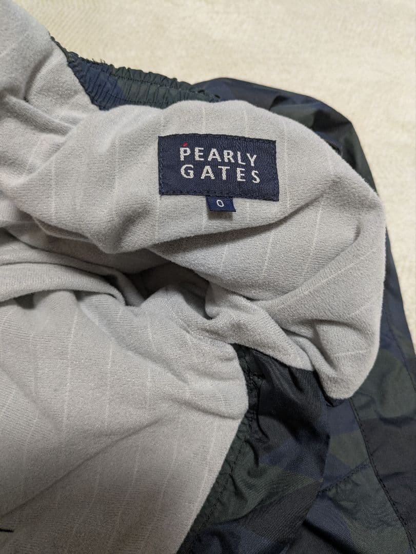 PG パーリーゲイツ　カモフラ柄　 パンツ　蓄熱素材