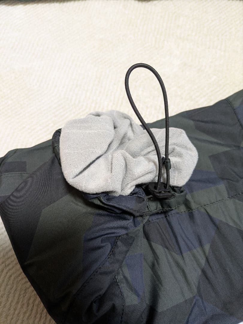 PG パーリーゲイツ　カモフラ柄　 パンツ　蓄熱素材